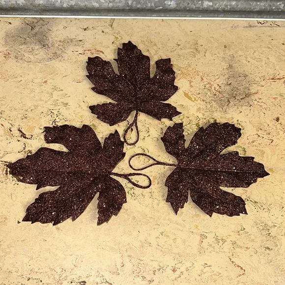 Decorative sign, wreath hanger and 7 bendable glitter leaves - Picture 3 of 9